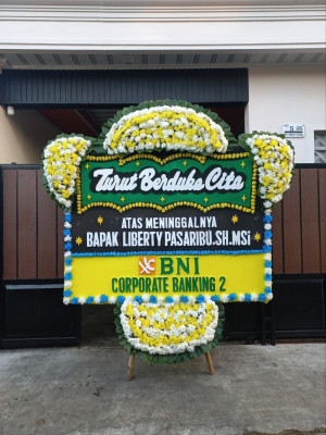 Papan Bunga Duka di Rampoang