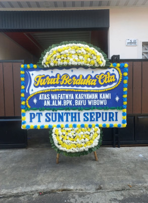 Papan Bunga Duka di Rampoang