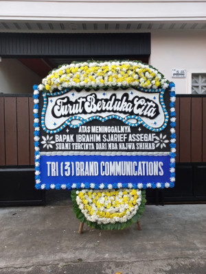 Papan Bunga Duka di Rampoang